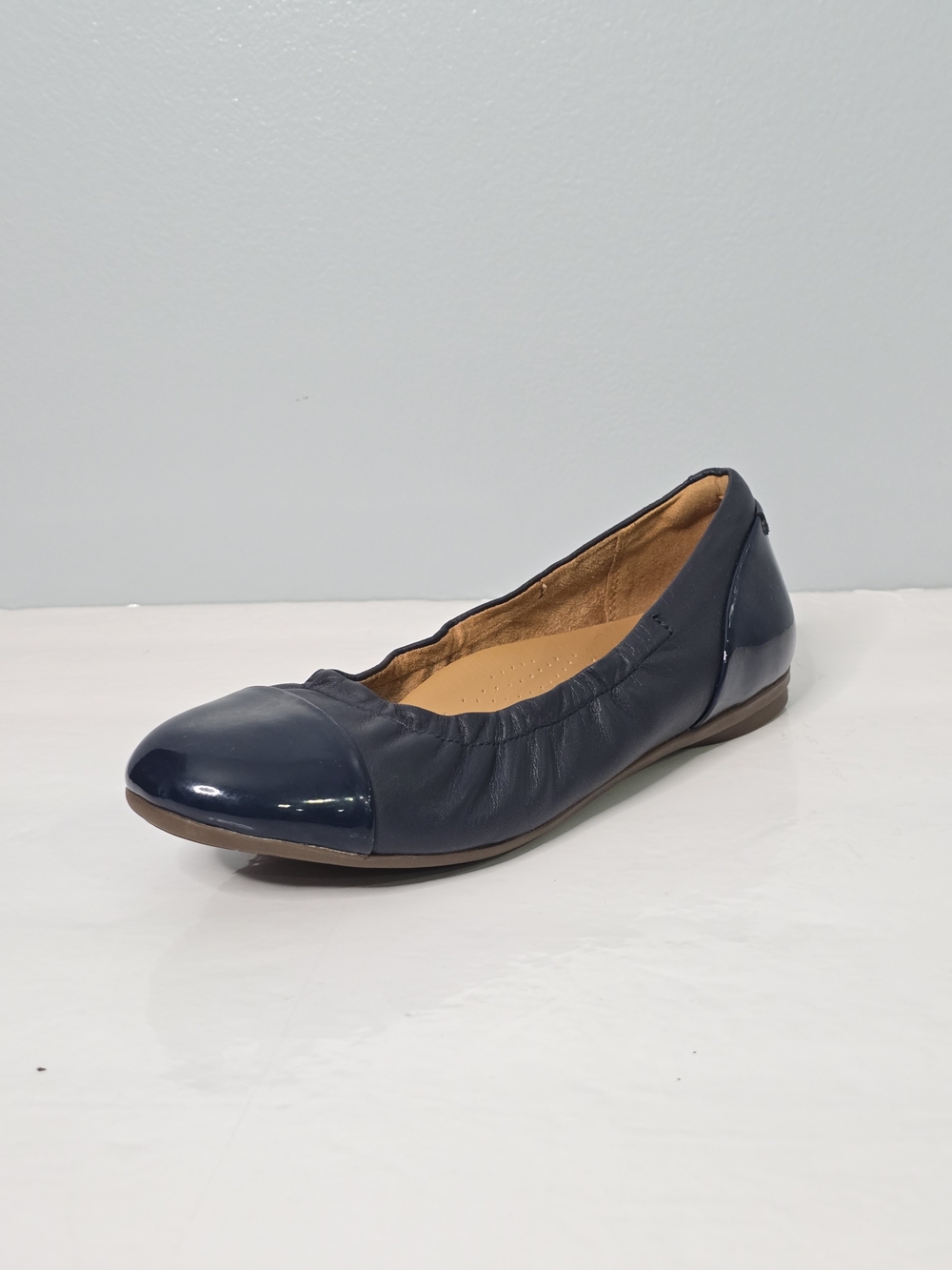 Clarks Navy Blue Patent Leather Ballet Flat- WIDE